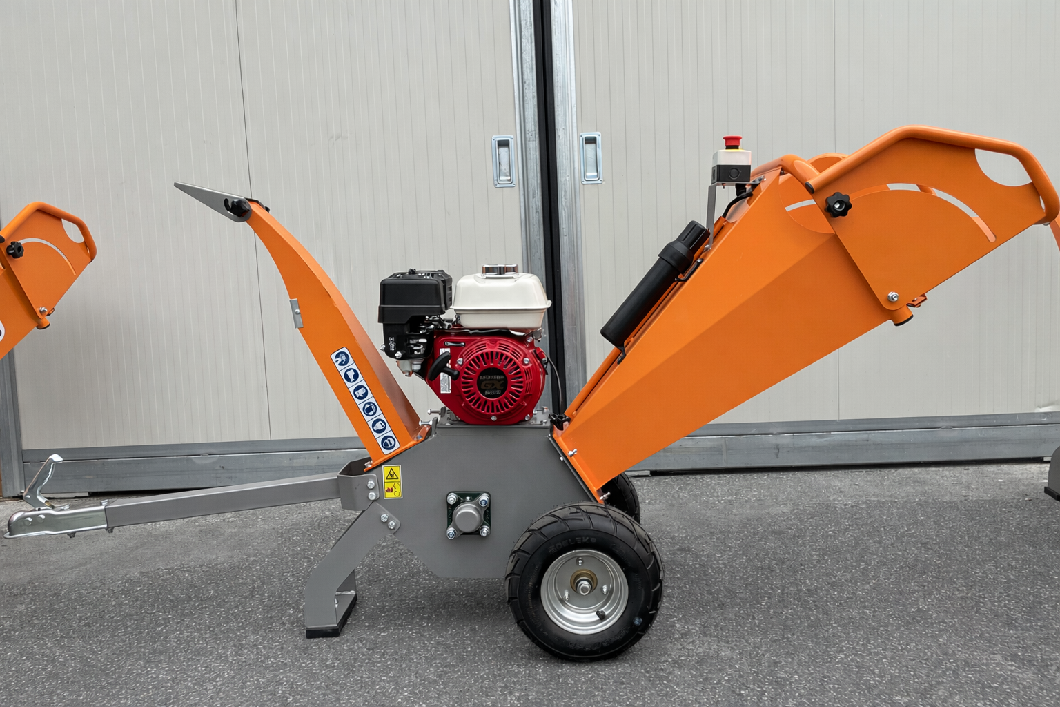 Erdbohrer für Traktor L-30 – Leistungsstarker Pfostenbohrer mit Zapfwellenantrieb - Image 2